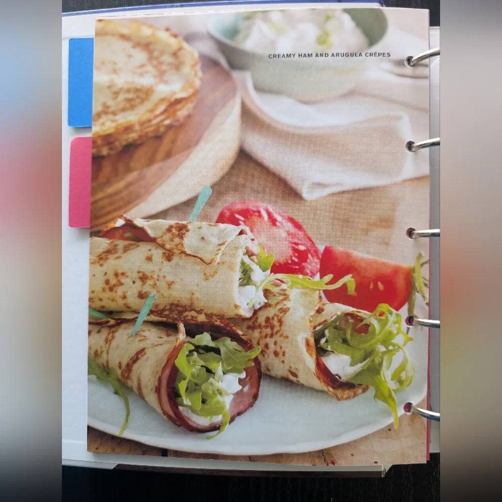Weight Watchers New Complete Cookbook - Blue and White Cover - Picture 8 of 14